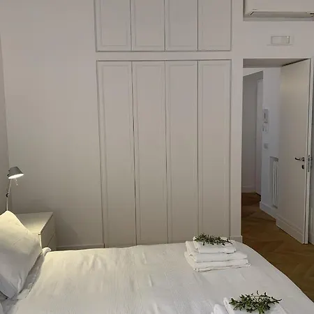 Apartment Piazza Di Spagna - - Family Rome